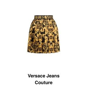 Versace Jeans Couture Logo Pleated Satin Baroque Mini Skirt size US 2 / EU 38